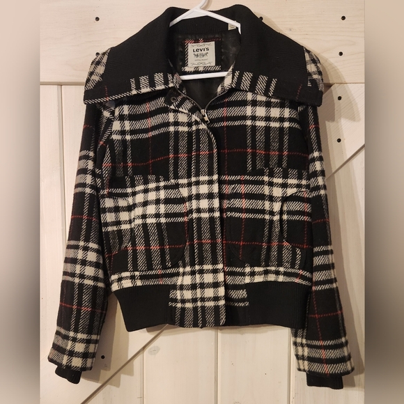 Levi's Women's Black And White Plaid Jacket. Zippered Closure. Size L - Picture 1 of 3